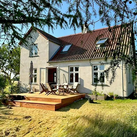 Feriehus 1912 With Vineyard And Hammock On Mon